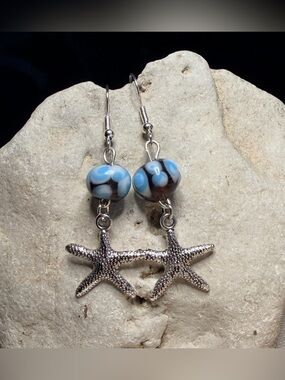 ✨Handmade✨ Blue Glass Bead Starfish Dangle Earrings - Hypoallergenic
